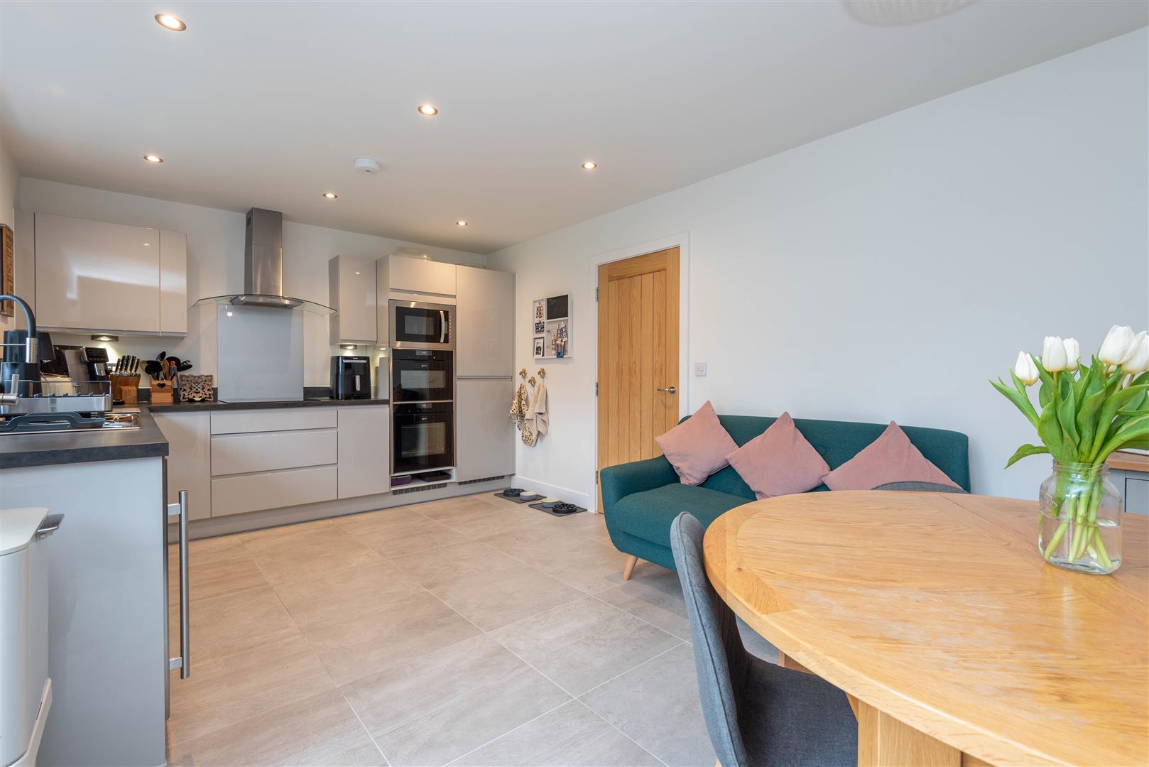 4 bed property in Bracken Place, Blackburn